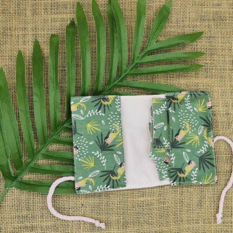 Pochette voyages lingettes Jungle 2 vu ouverte lingettes intérieur